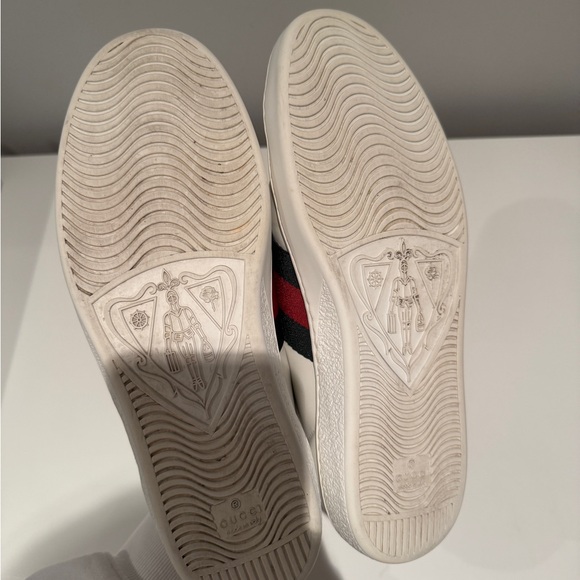 Men’s Gucci Ace Bee Sneakers - Picture 5 of 5